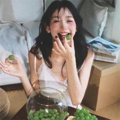 三个蓝月亮